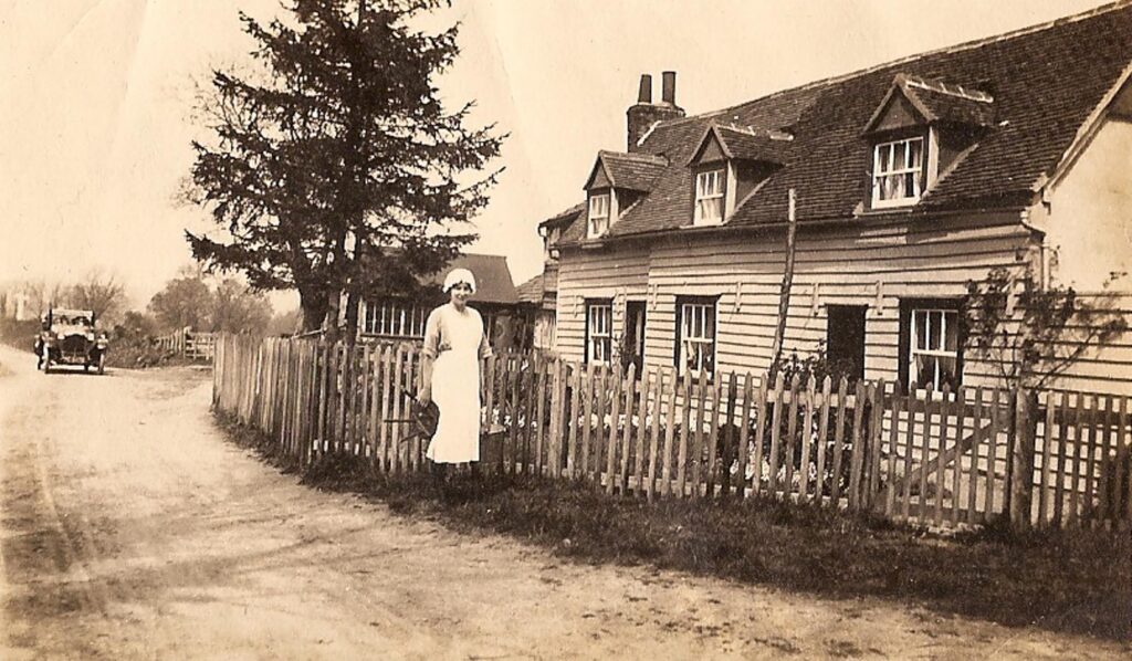 The-Forge-Cottage-Little-Baddow